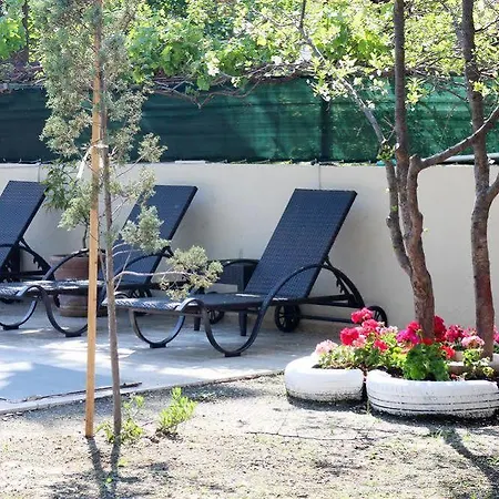 Hotell Arp 2*